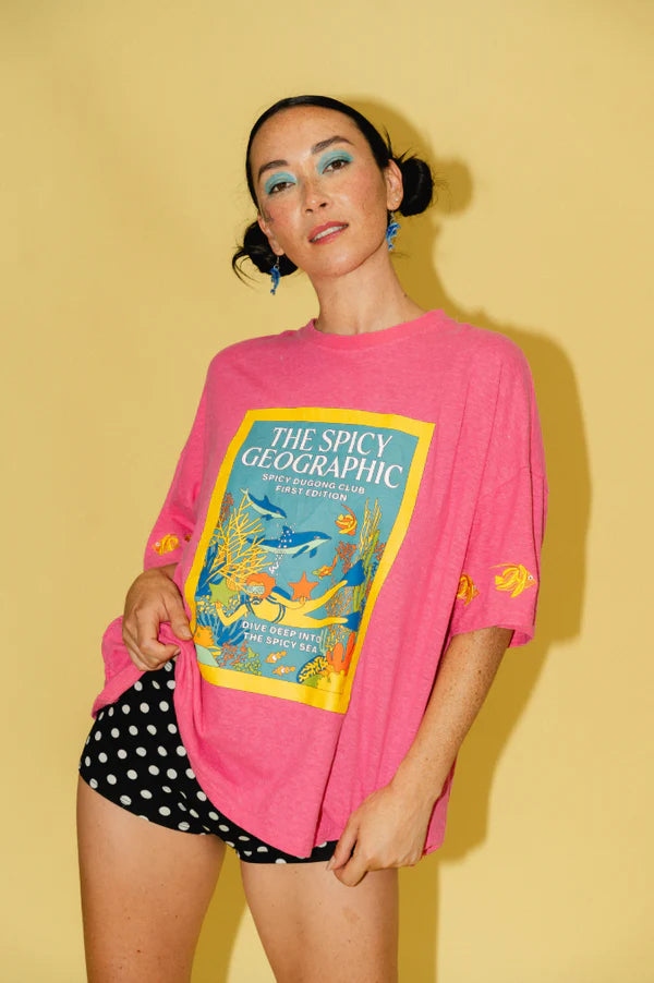 Spicy Dugong Spicy Geo Tee - PINK