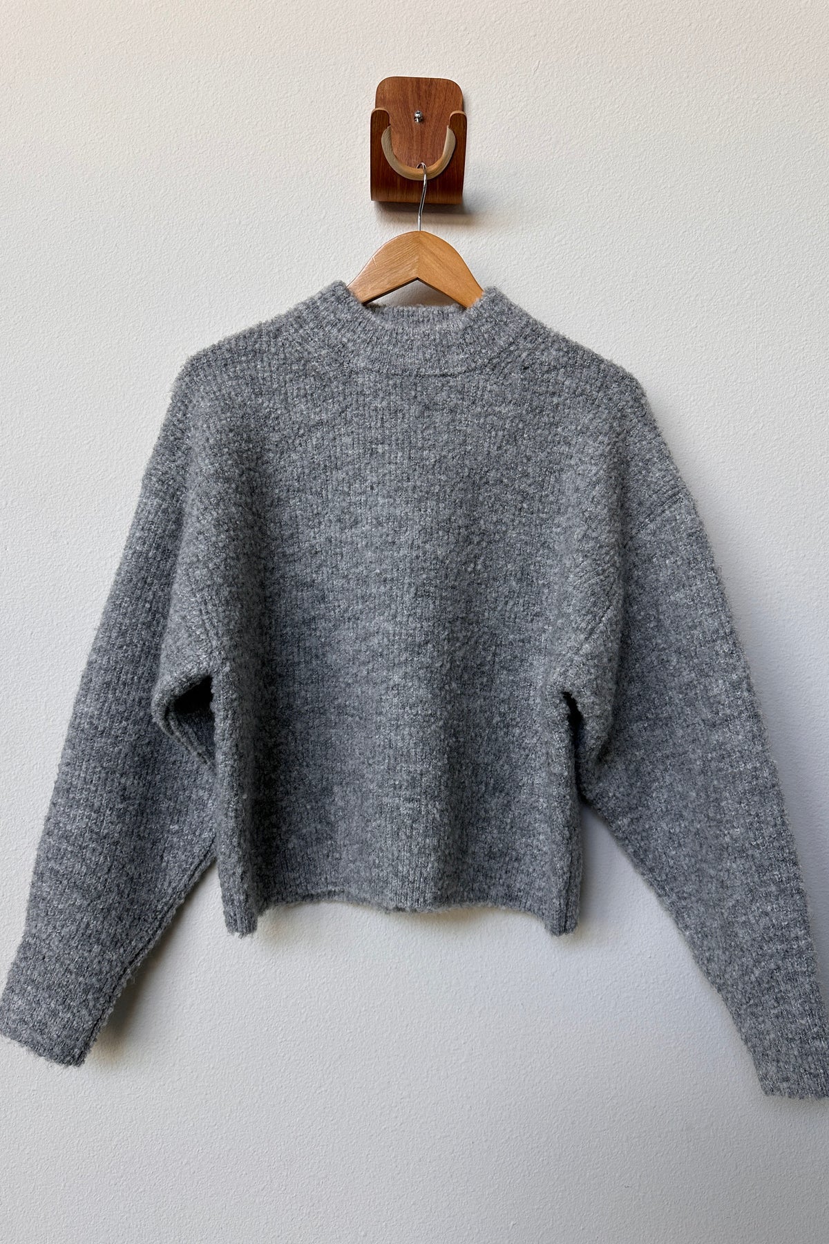 Le Bon Shoppe Elise Sweater - HEATHER GREY