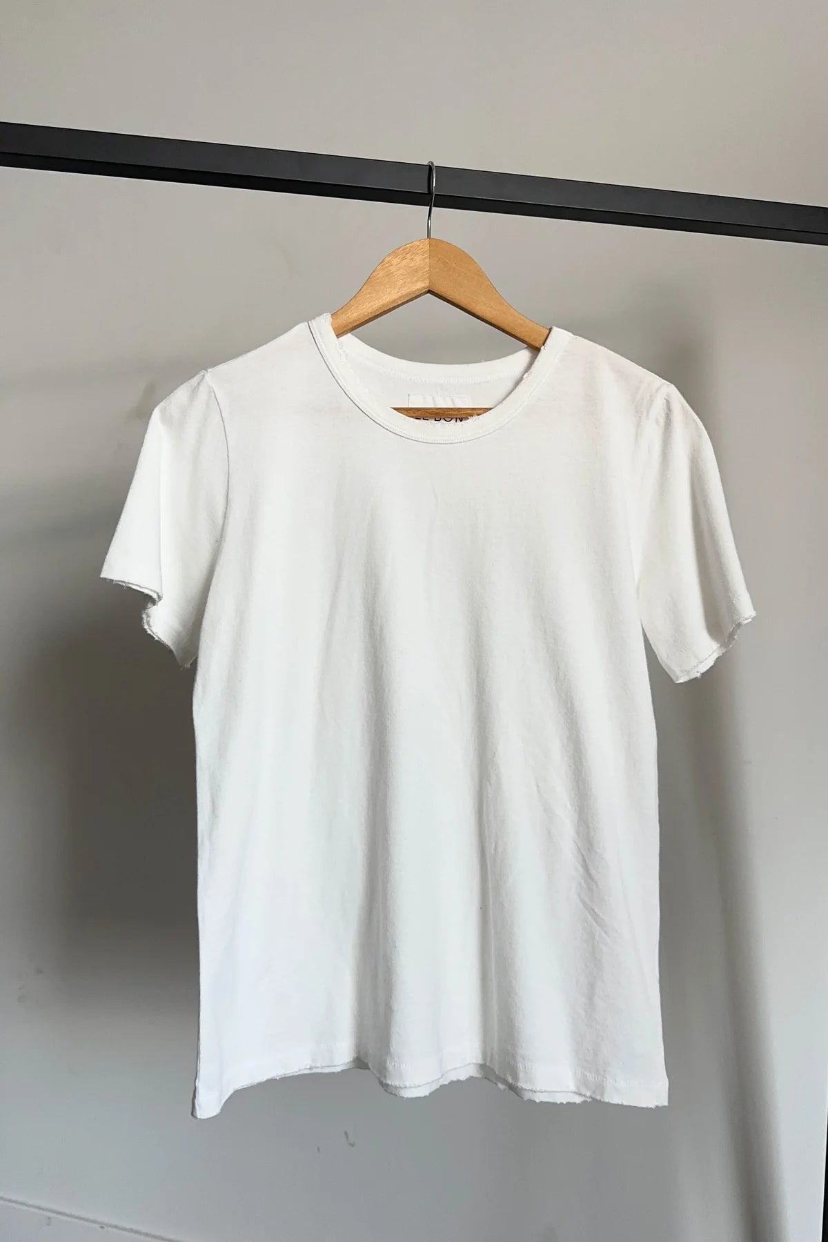 Le Bon Shoppe Vintage Boy Tee - WHITE